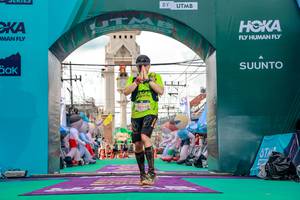 BIB: 3094
                            <button type="button" onclick="openModal(24870277)" class="btn btn-primary btn-sm float-right btn-popup" data-toggle="modal" data-target=".modal-high-quality">
                        <i class="fas fa-shopping-cart"></i> Add to Cart
                    </button>
                                            <button type="button" onclick="isThisMe(24870277, true)" class="btn btn-success btn-sm float-right btn-popup btn-isme hidden" data-toggle="tooltip" data-placement="bottom" title="นี่คือรูปของคุณใช่ไหม คลิกที่นี่เพื่อเอาเข้าอัลบั้ม">
                        <i class="fas fa-plus"></i> Add to album
                    </button>
                    <button type="button" onclick="isThisMe(24870277, false)" class="btn btn-warning btn-sm float-right btn-popup btn-isnotme hidden">
                        <i class="fas fa-ban"></i> Remove from album
                    </button>